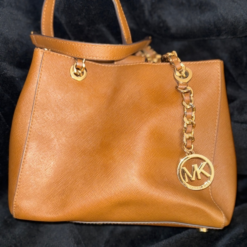Michael Kors Tan Leather Shoulder Bag with Gold Accents
